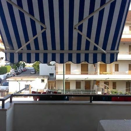 Апартаменты Trilocale A 800 Metri Dal Mare Скалея Экстерьер фото